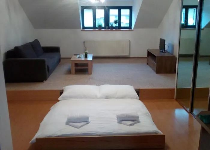 Apartman V Podkrovi